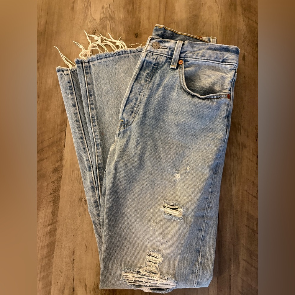 Levi’s Women’s 501 Distressed Jeans - Picture 3 of 9